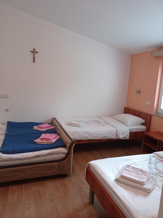 Casa Del Pellegrino M&A - Ostojići Medjugorje Exterior foto