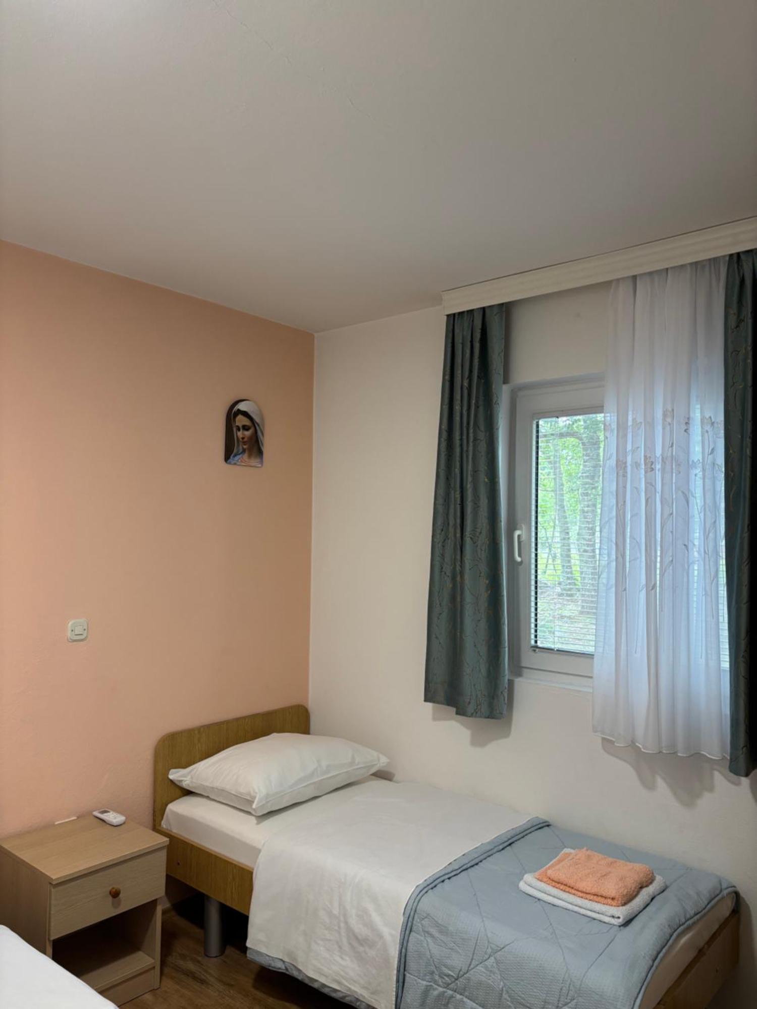 Casa Del Pellegrino M&A - Ostojići Medjugorje Exterior foto